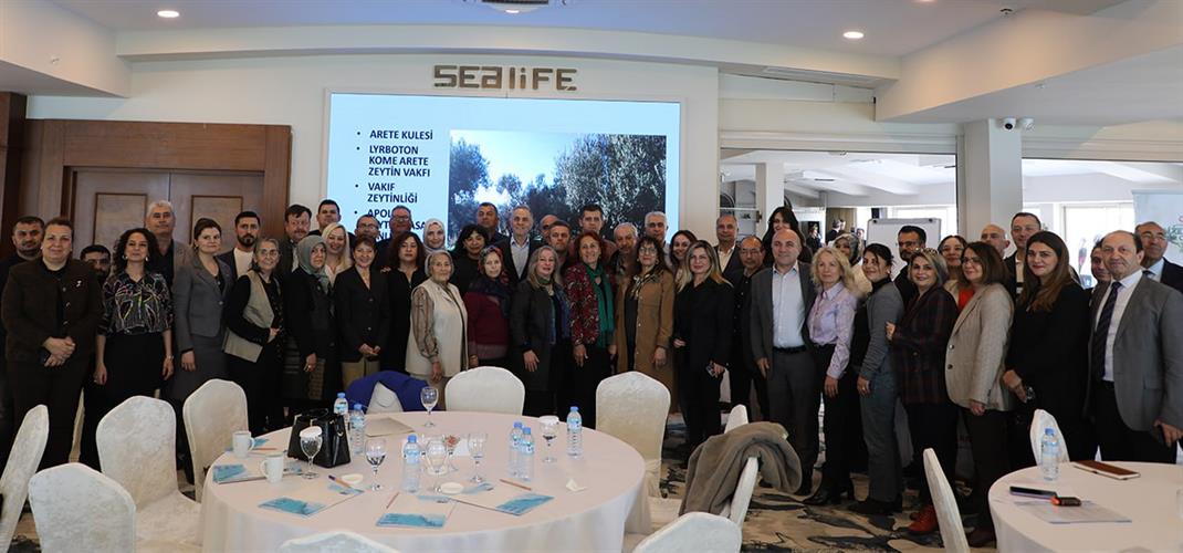 ZEYTİNYAĞI ÇALIŞTAYI GENİŞ KATILIMLA GERÇEKLEŞTİRİLDİ